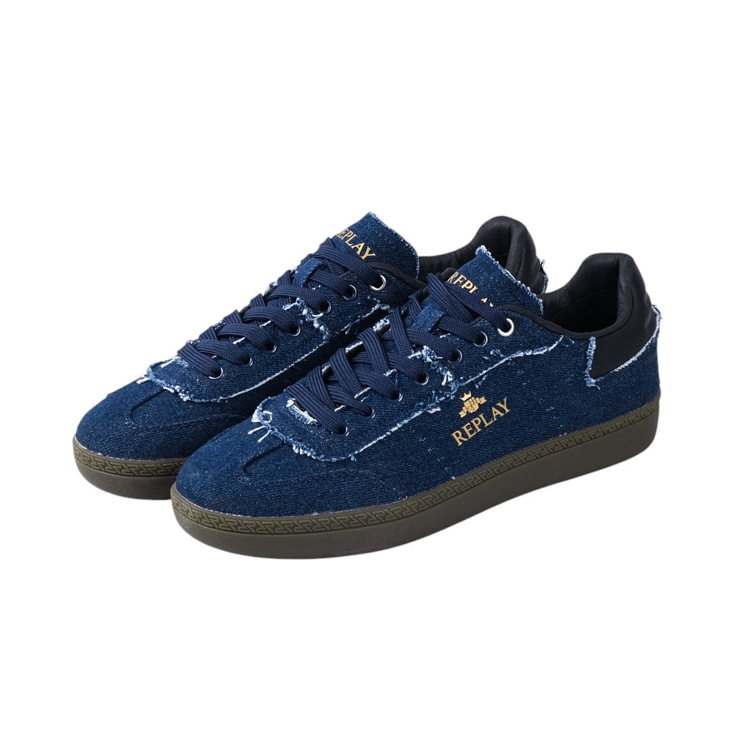 Sneakers – Page 3