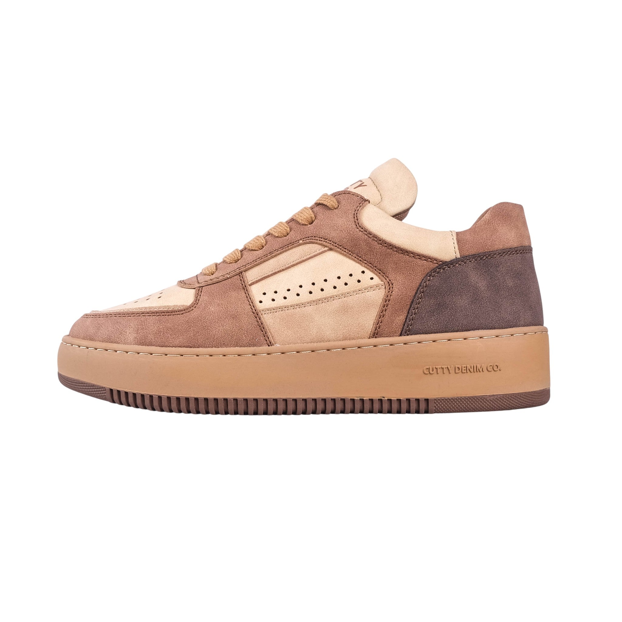 Sneakers – Page 3