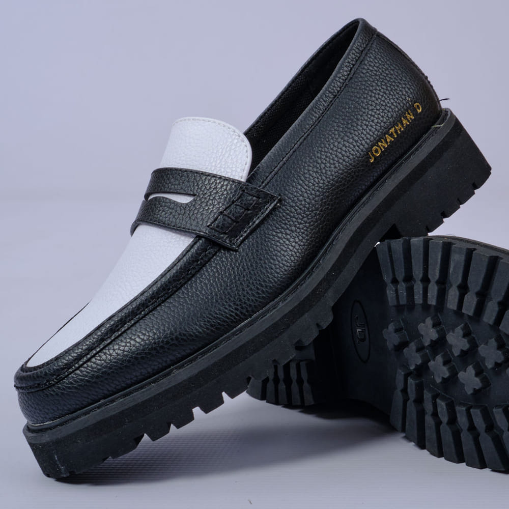 Penny Moc Shoe (Black/White)
