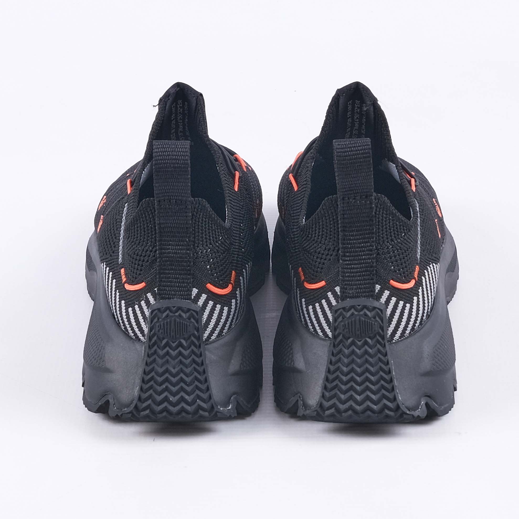 Thunder Lite Knit Sneakers (Black)