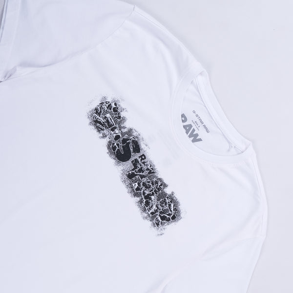 Distressed Logo RT T-Shirt (White)