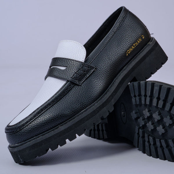 Pennymoc Shoe (Black/White)